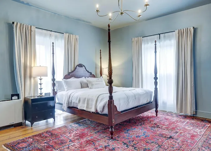 The 200 South St | King Ste 9